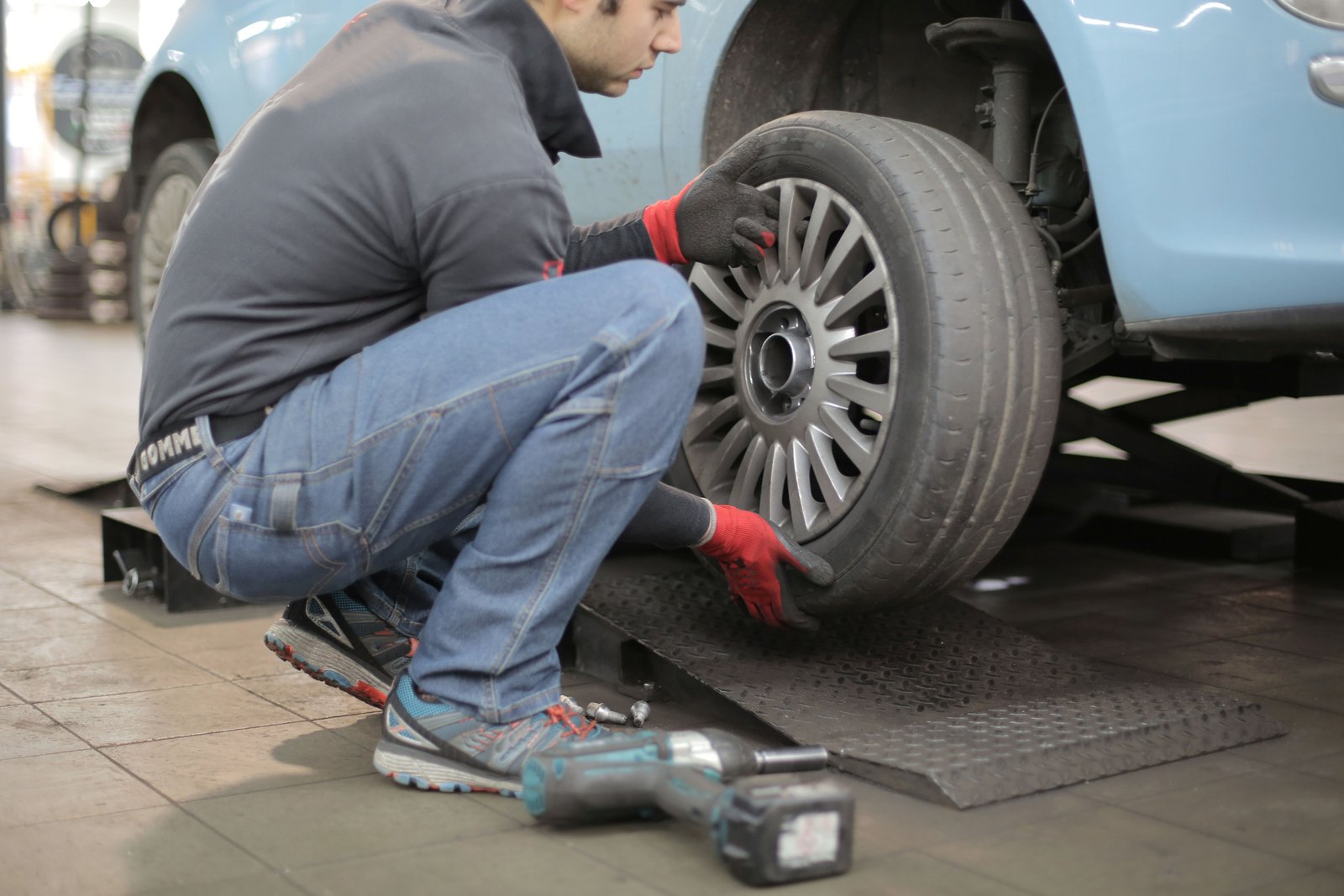 Mobile Tyre Fitting — British Recovery UK